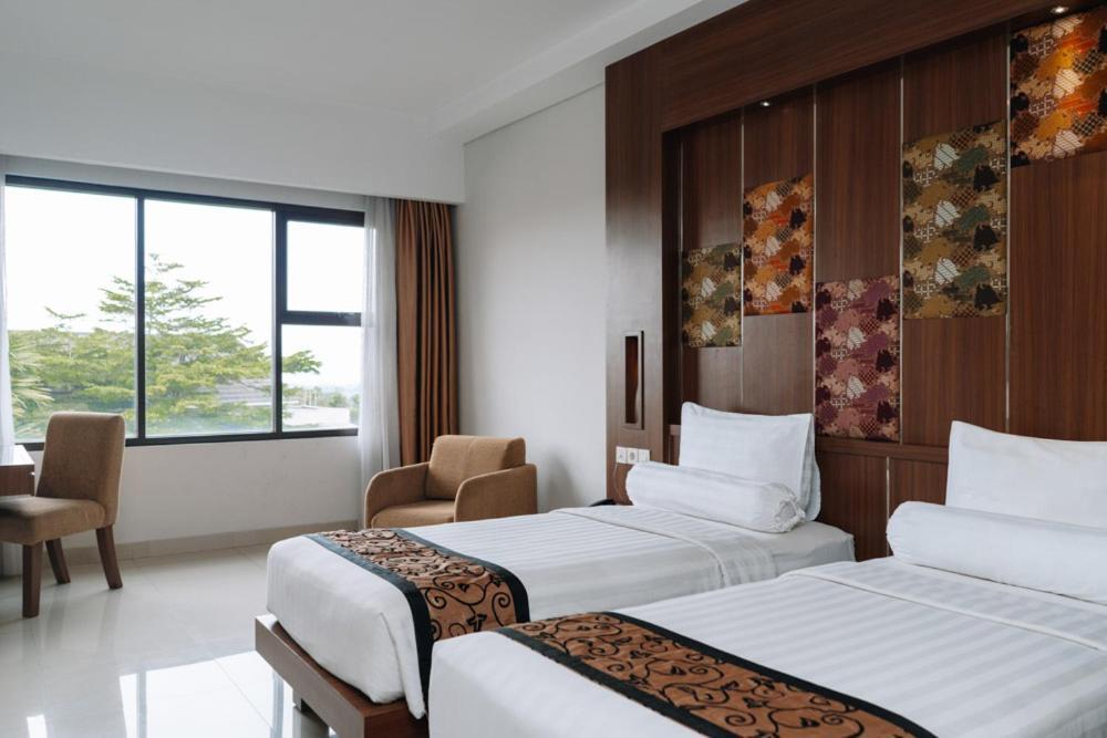 Anugrah Hotel Sukabumi Exterior foto