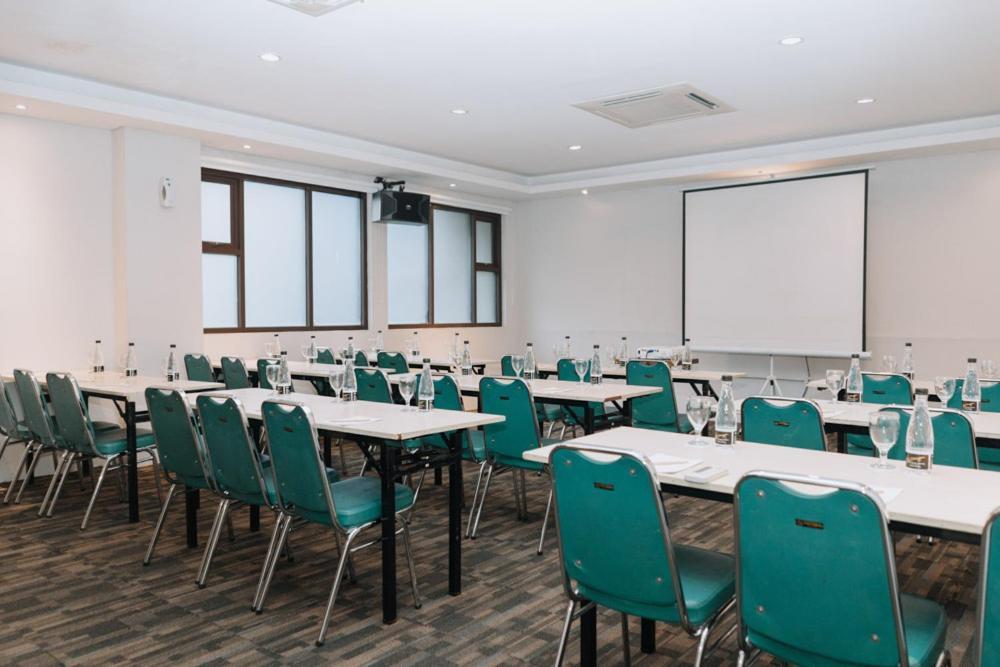 Anugrah Hotel Sukabumi Exterior foto